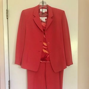 Jones New York silk pant suit and tank